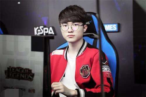 LCK三大天才中单接班faker，LPL只有一个knight，根本远远不够!